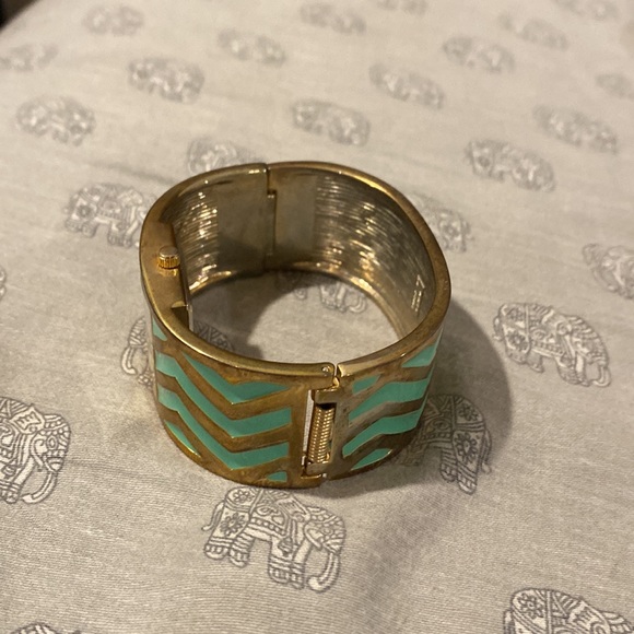 Chevron watch - Picture 2 of 3